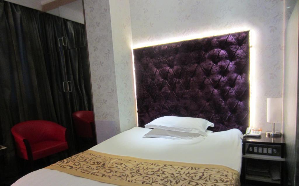 Jiujiu Holiday Hotel Shanghai Room photo