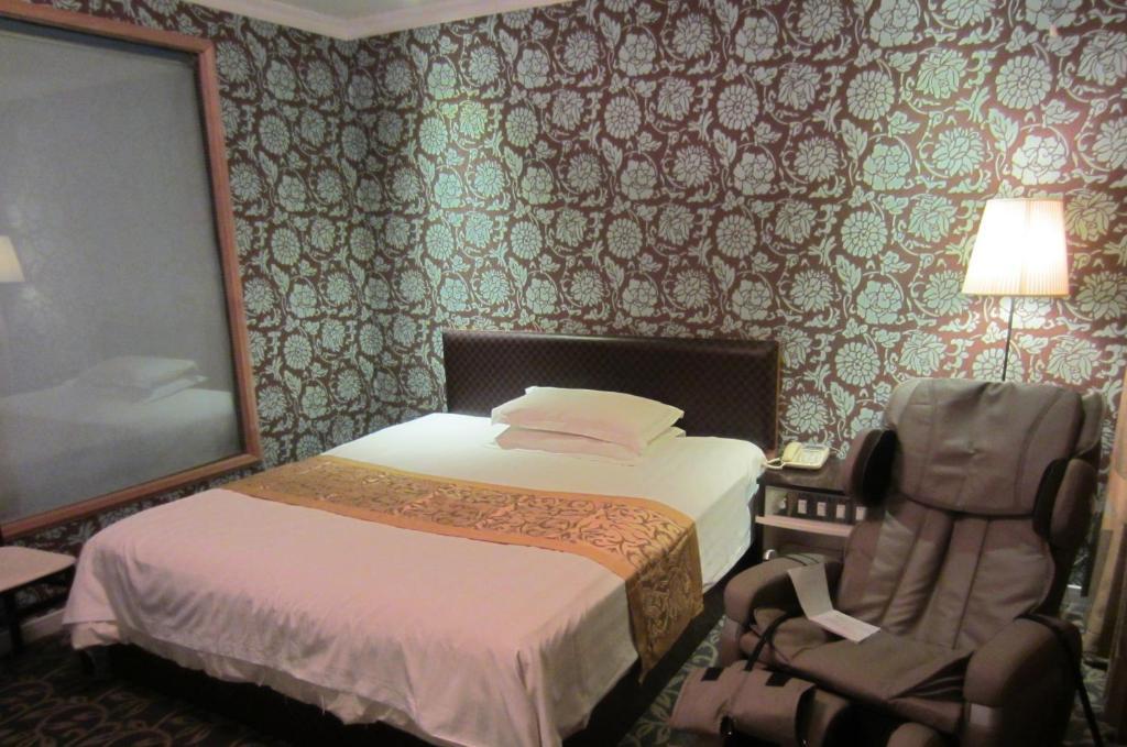 Jiujiu Holiday Hotel Shanghai Room photo